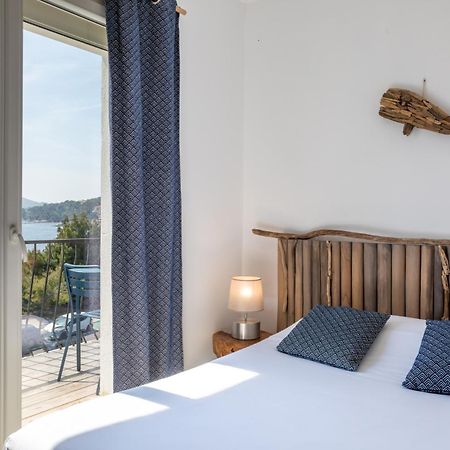 Hotel Almanarre Plage - Hotel Eco-Responsable Face A La Mer イエール エクステリア 写真