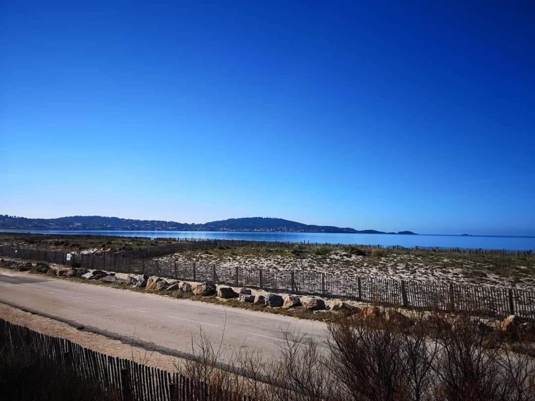 Hotel Almanarre Plage - Hotel Eco-Responsable Face A La Mer イエール エクステリア 写真